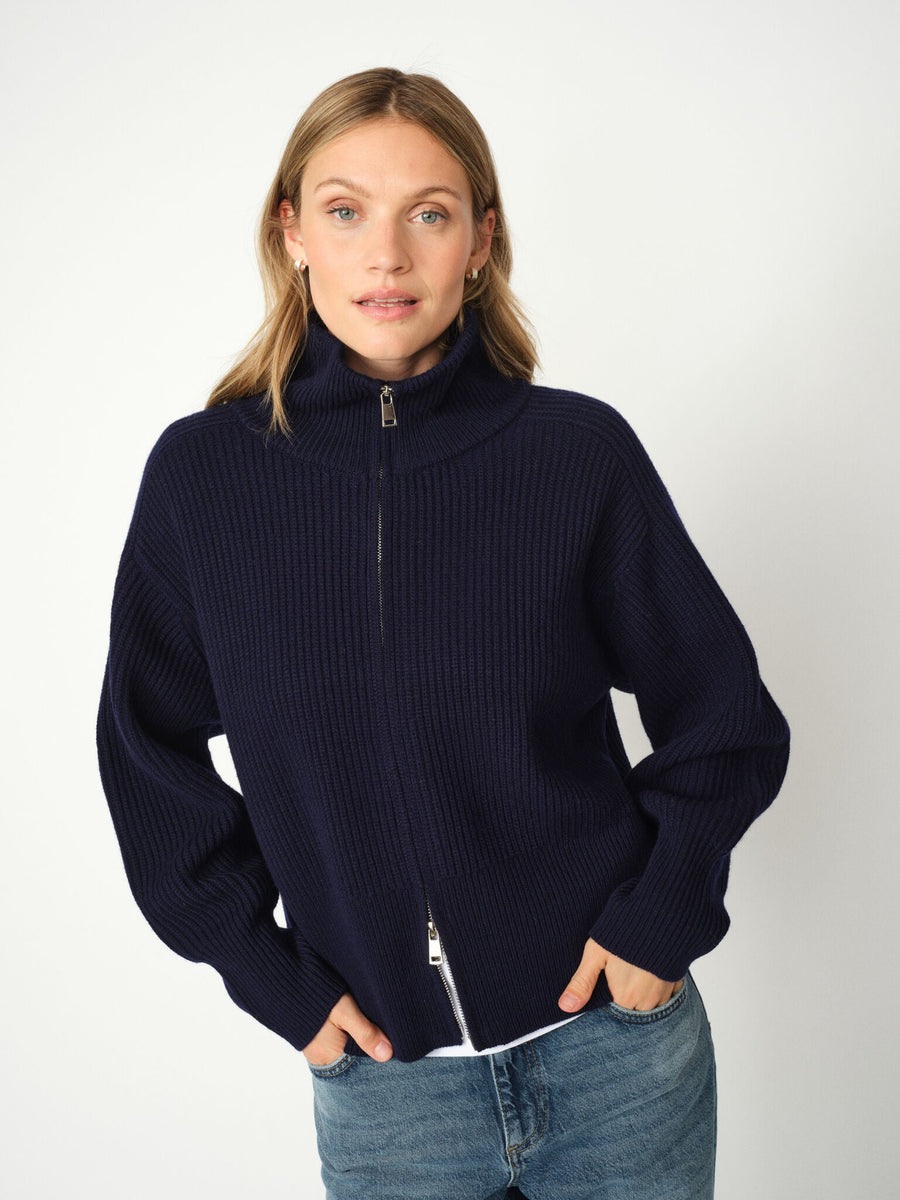 Gilet/cardigan Jottum Rayé Bleu – Taille 6 (128) – Manches Longues – Occasion TB