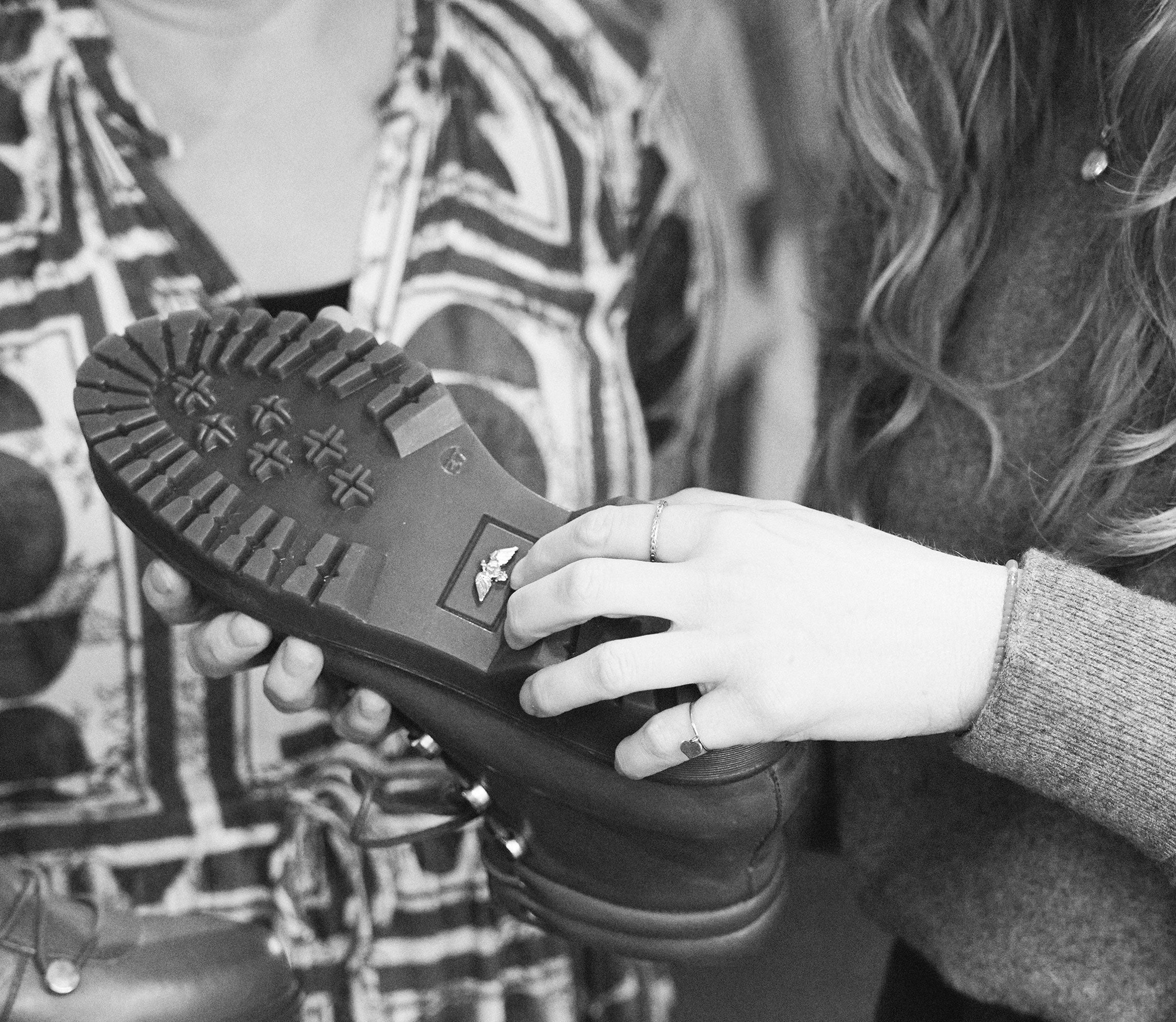 DER WEG VON: UNSERE SCHUHWARE