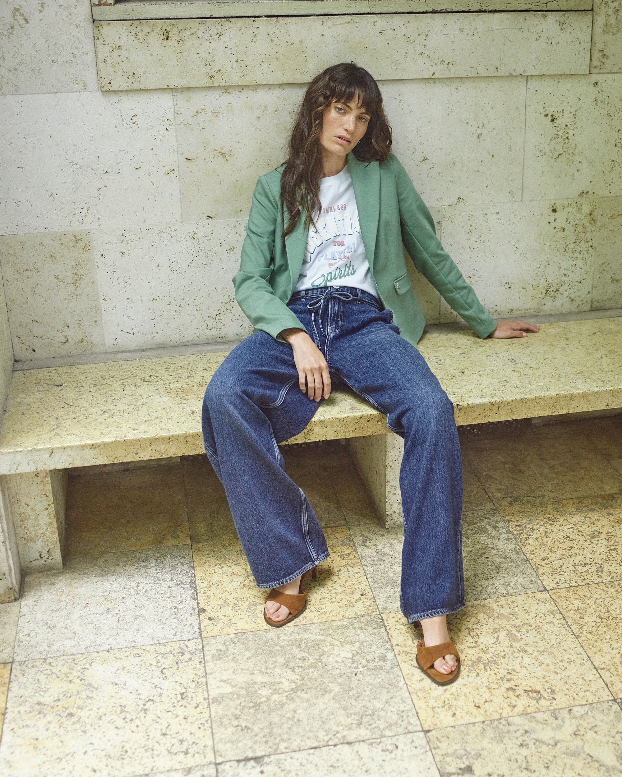 Modelshot / Turf Green / Detail