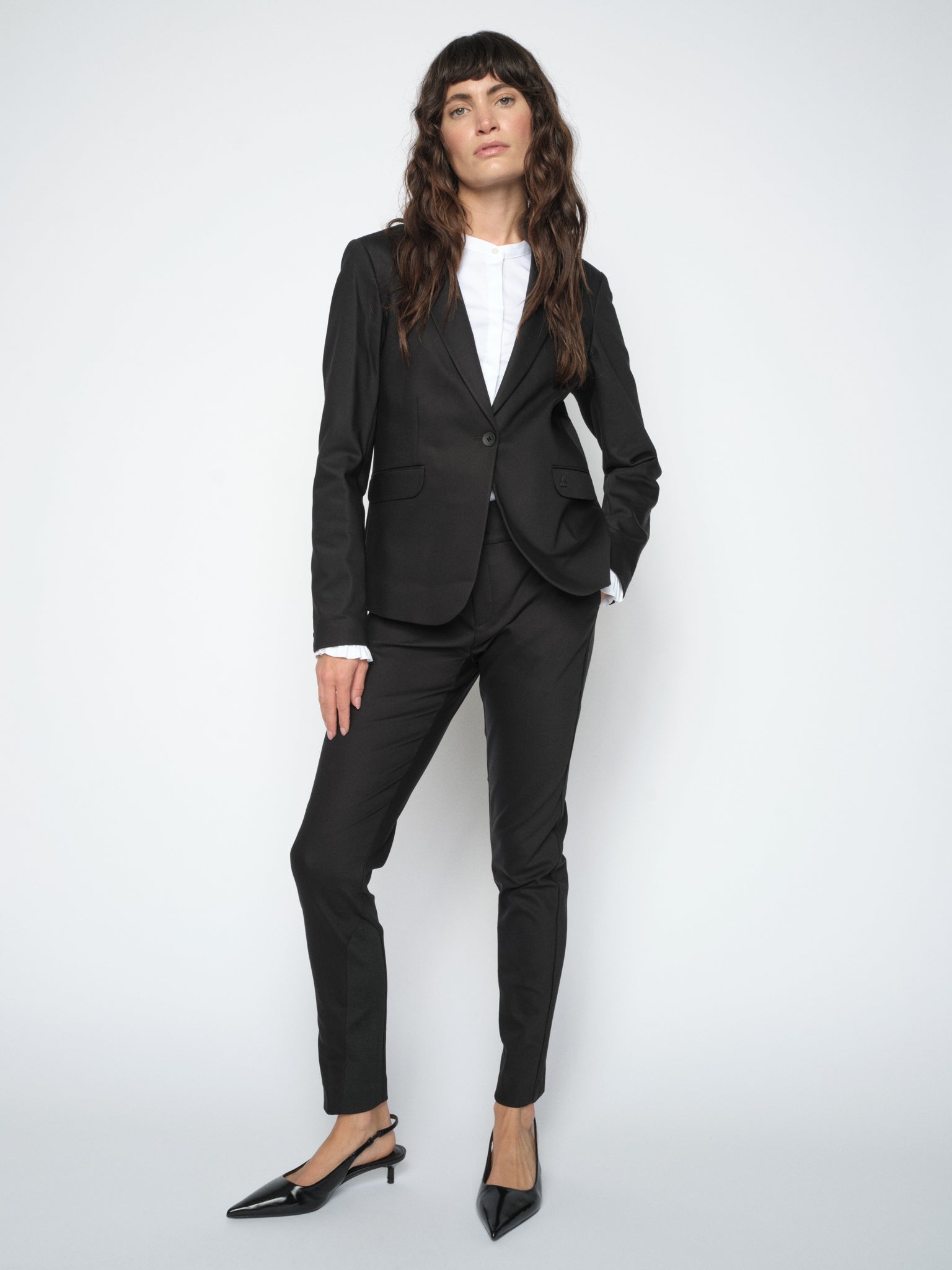 Modelshot / Black / Detail