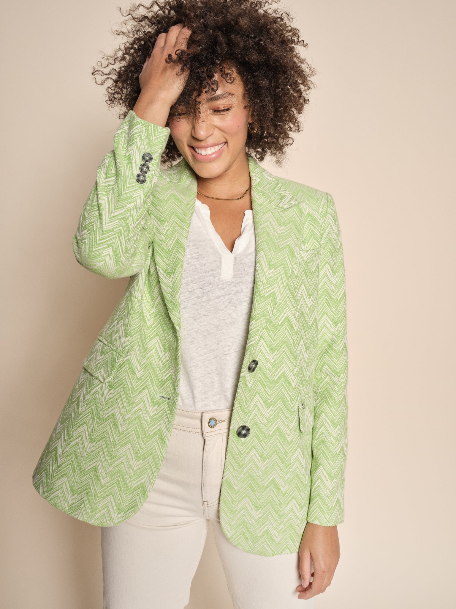 Modelshot / Arcadian Green / Detail