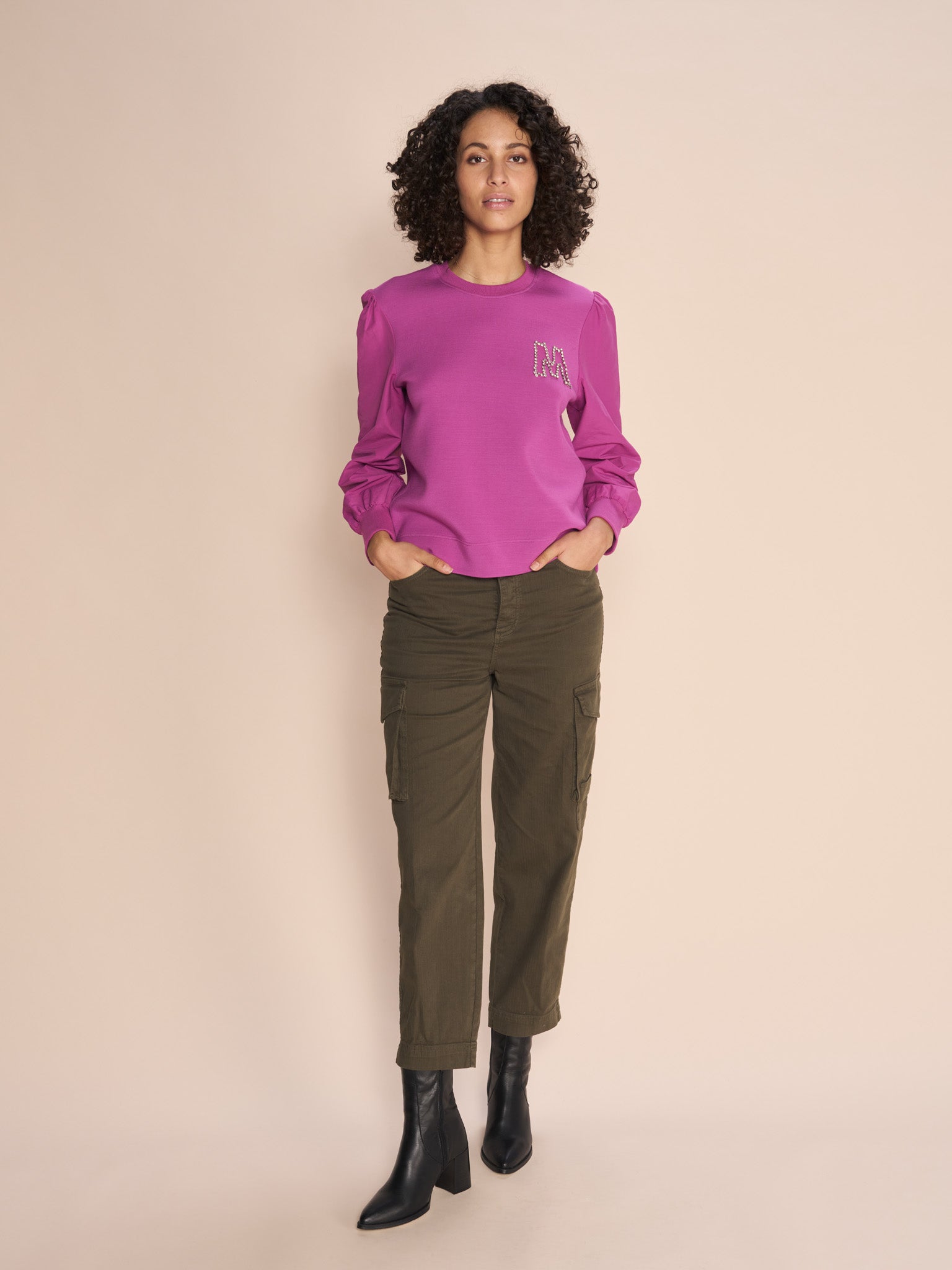 Modelshot / Forest Night / Detail