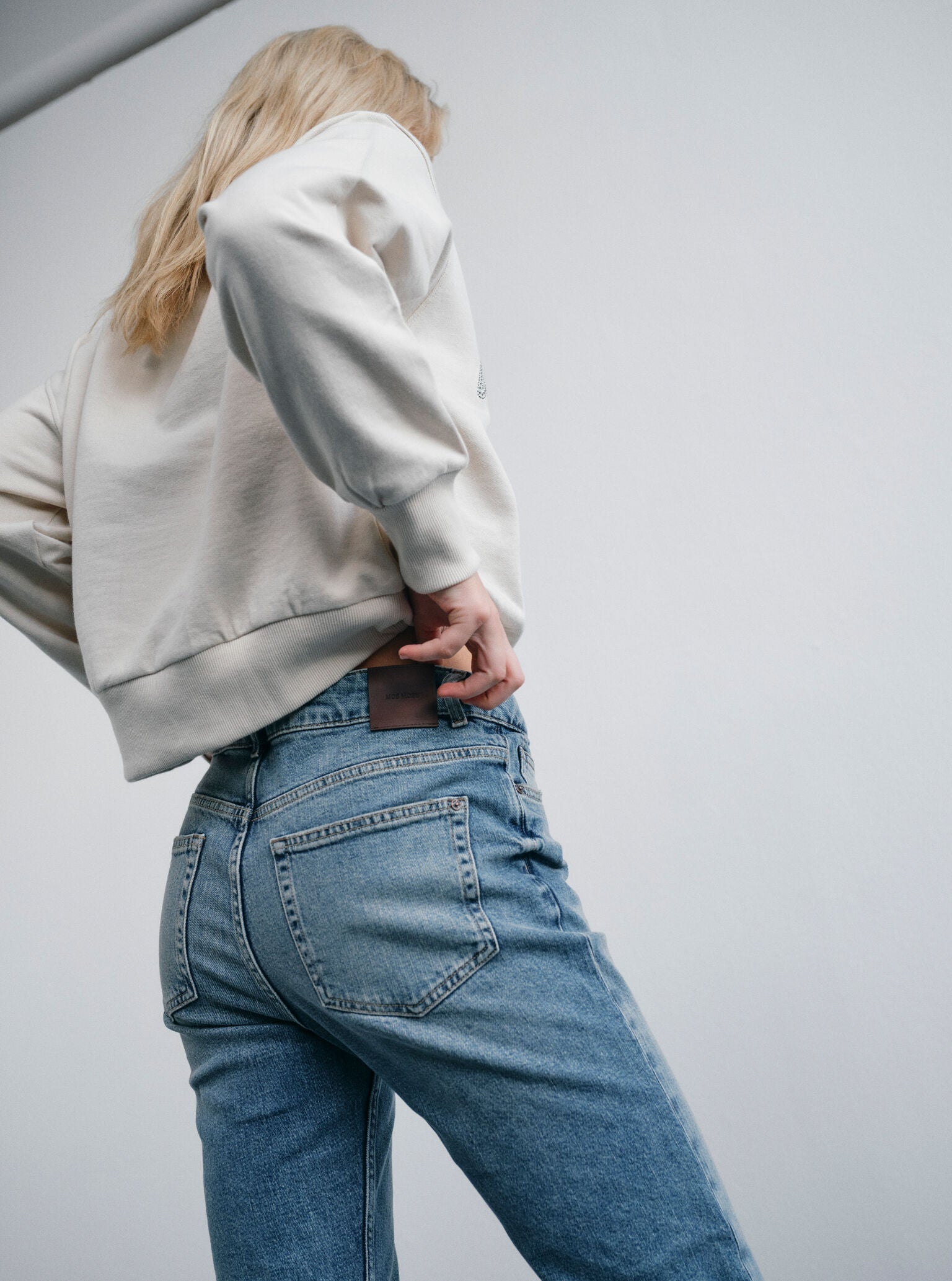 Modelshot / Summer Sand / Detail