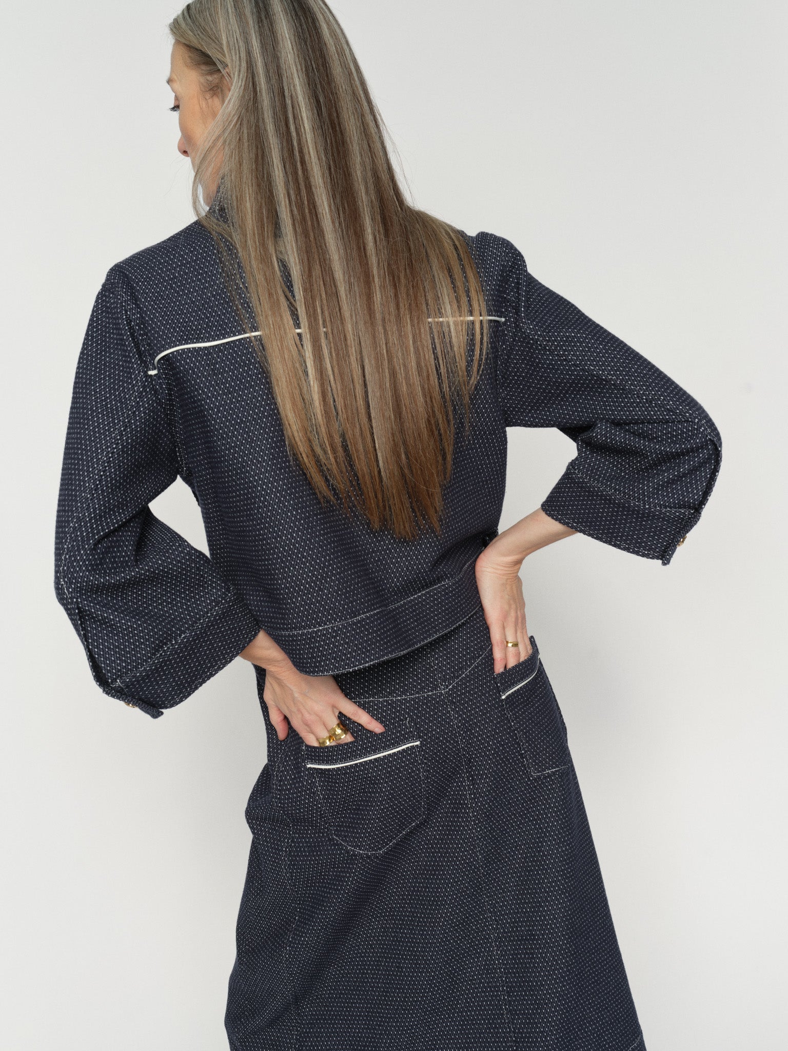 Modelshot / Salute Navy / Detail