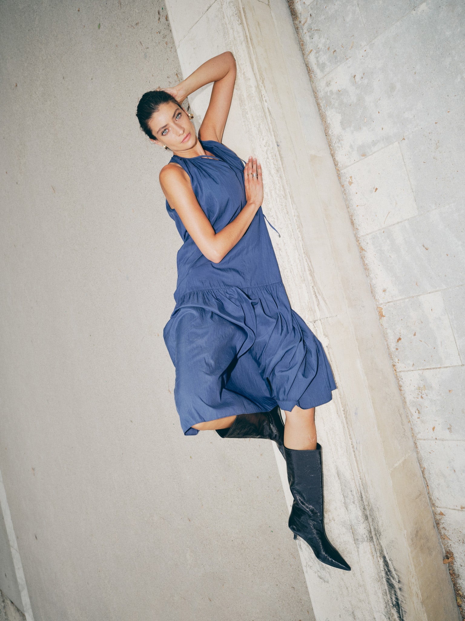 Modelshot / Crown Blue / Detail