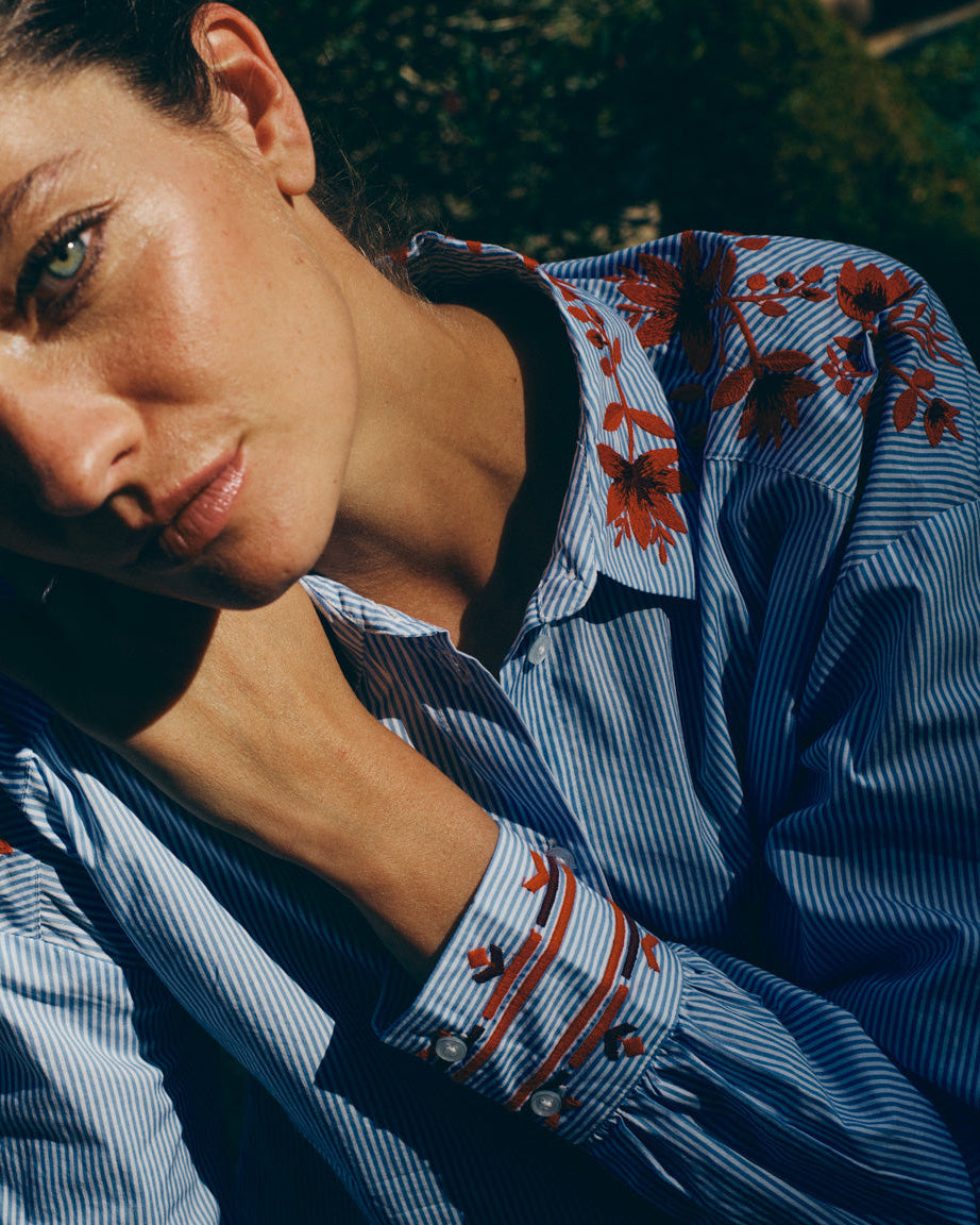 Modelshot / Brunnera Blue / Detail