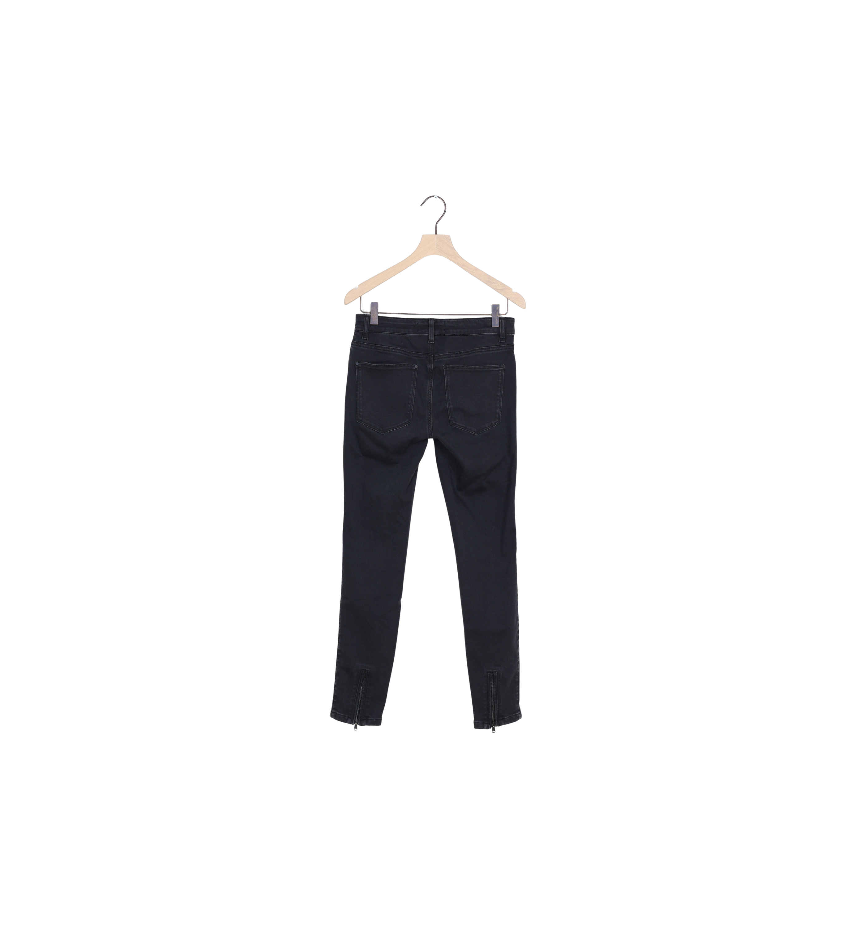 Packshot / Black / ReLoved