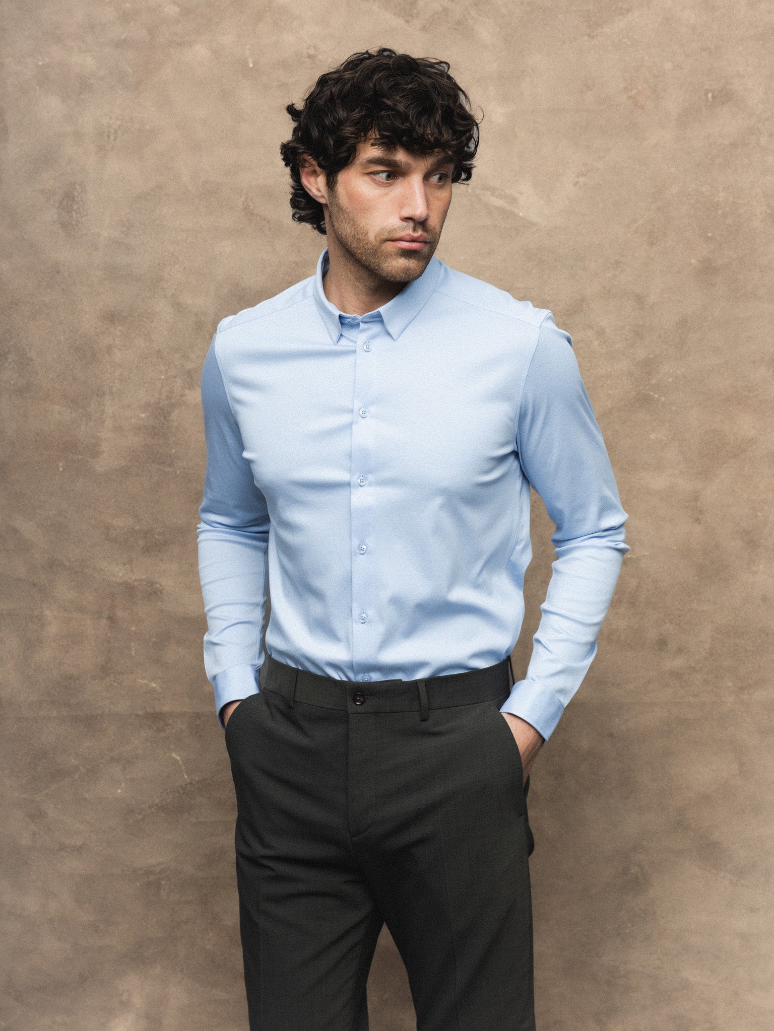 Modelshot / Light Blue / Detail