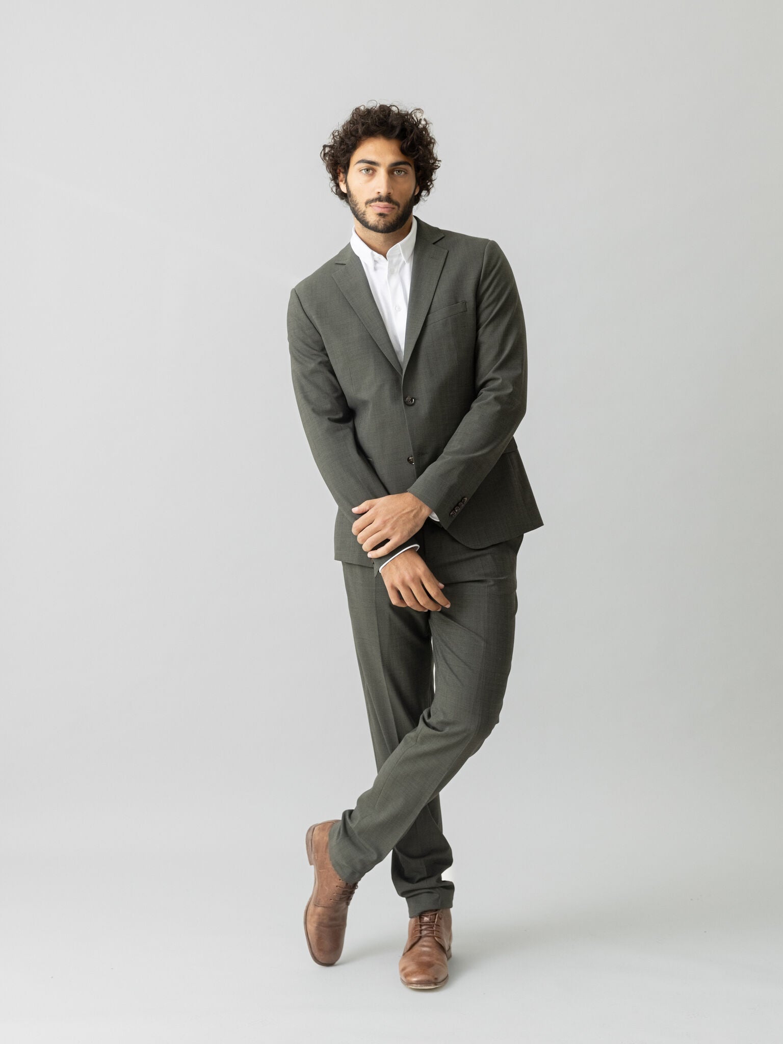 Modelshot / Dark Green / Detail