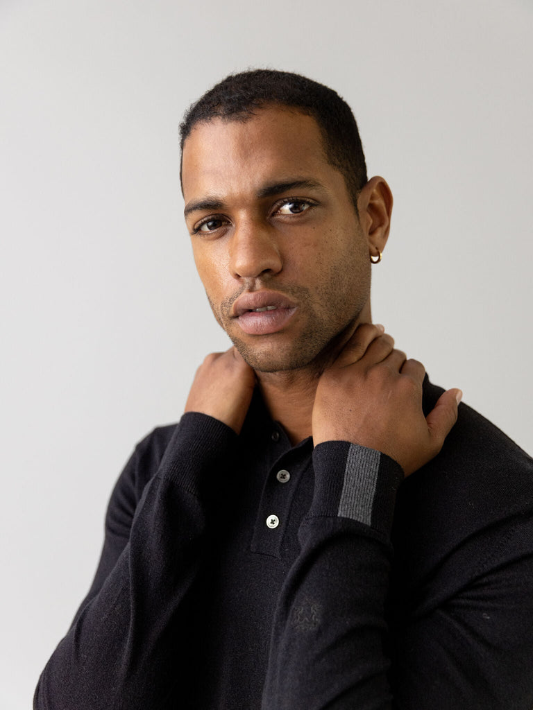 Modelshot / Black / Detail