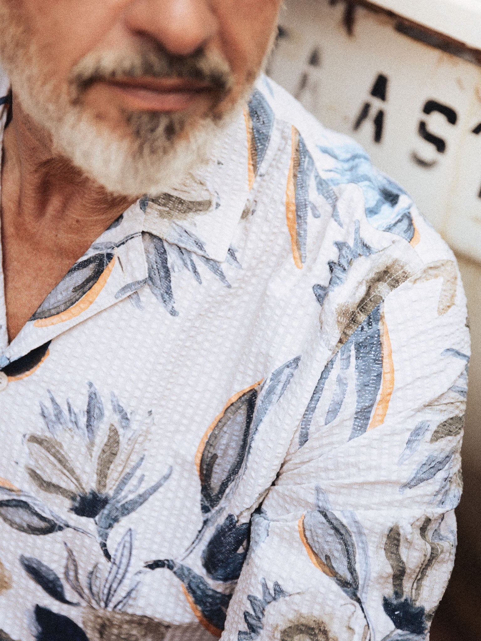 Modelshot / Ecru / Detail