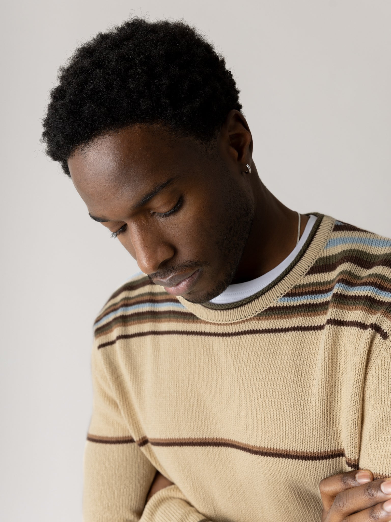 Modelshot / Incense / Detail