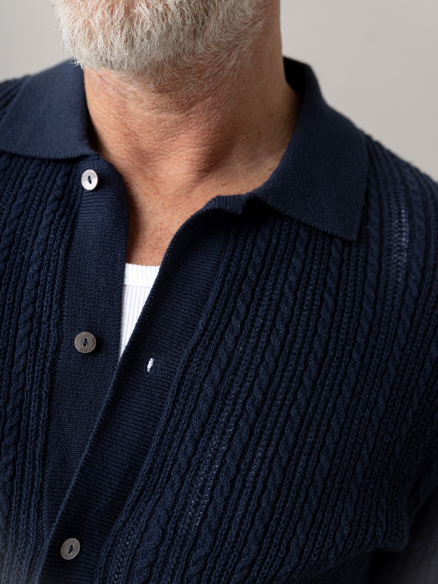 Modelshot / Estate Blue / Detail