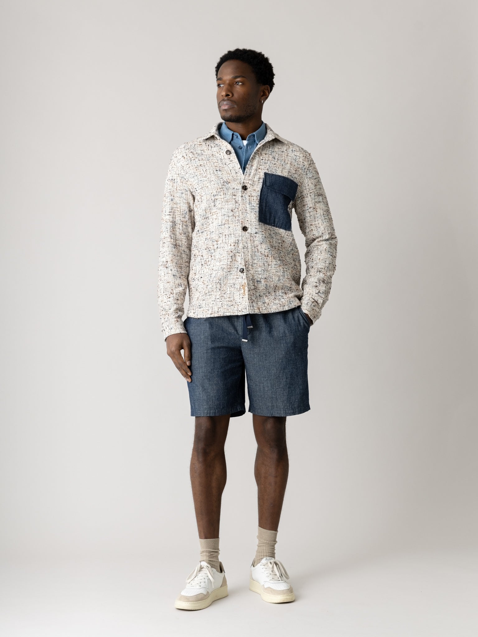 Modelshot / Blue Chambray / Detail
