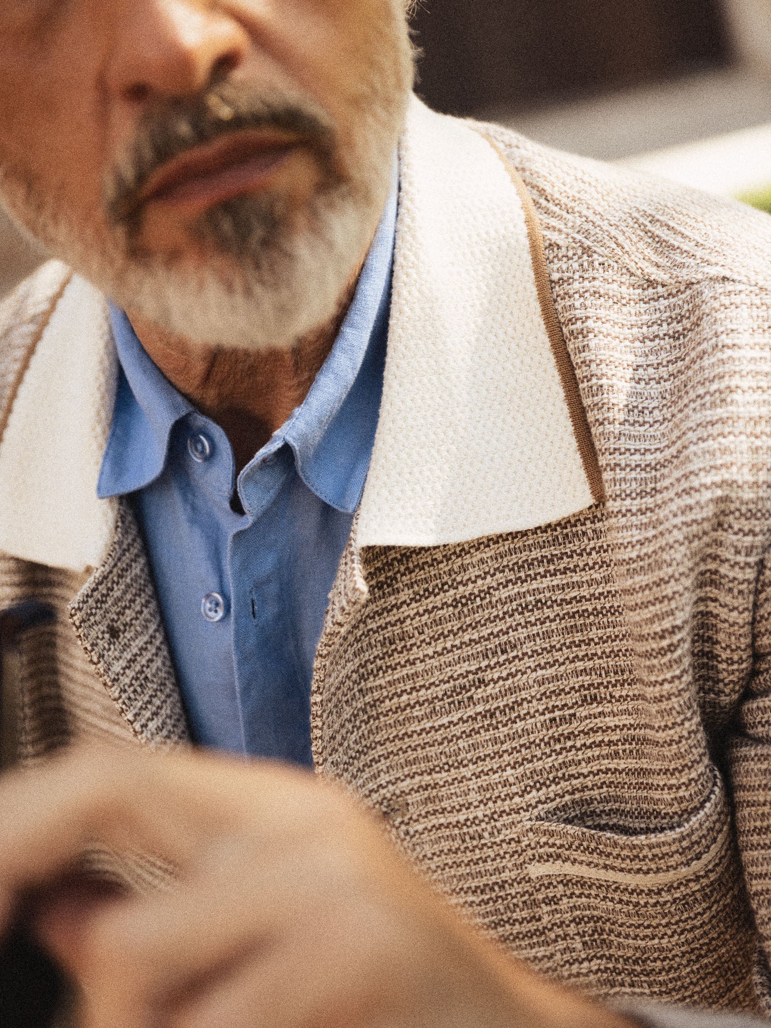 Modelshot / Incense / Detail