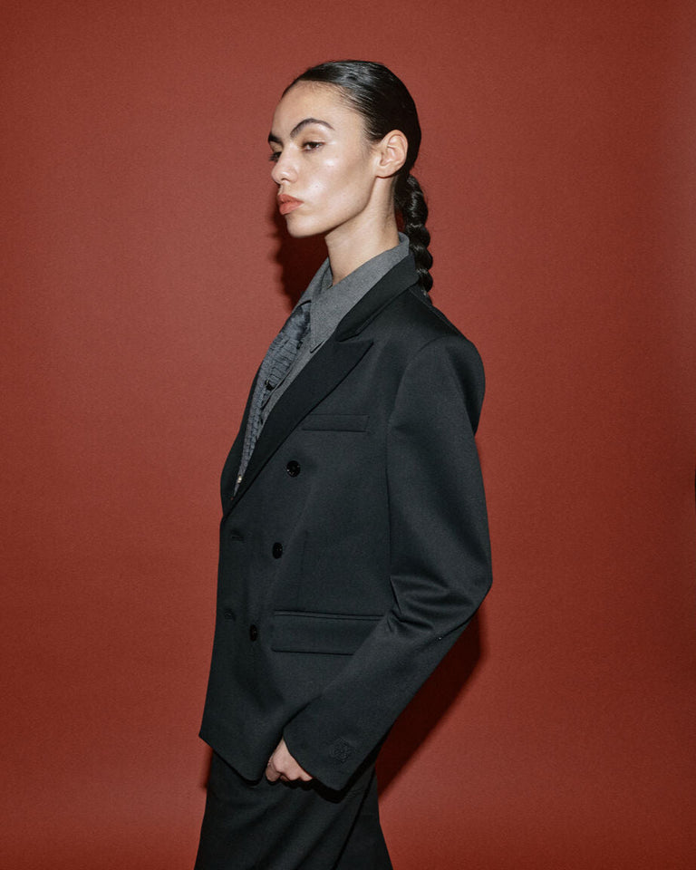 Modelshot / Black / Detail