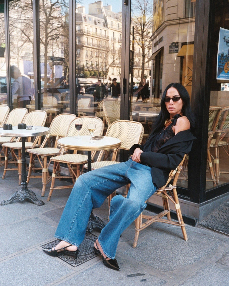 Modelshot / Mid Blue / Detail