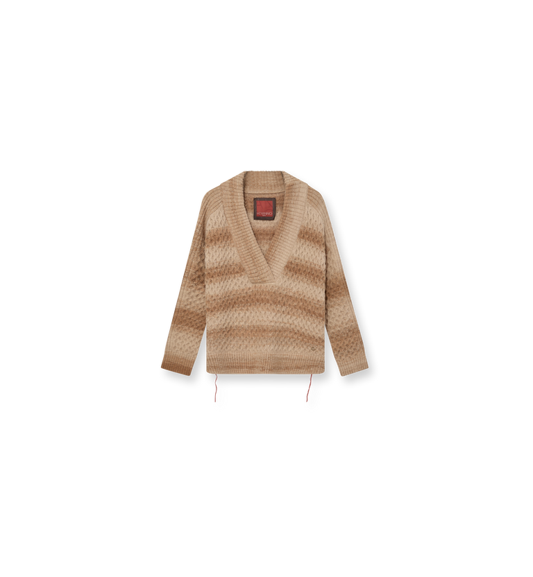 Packshot / Foxtrot / Front