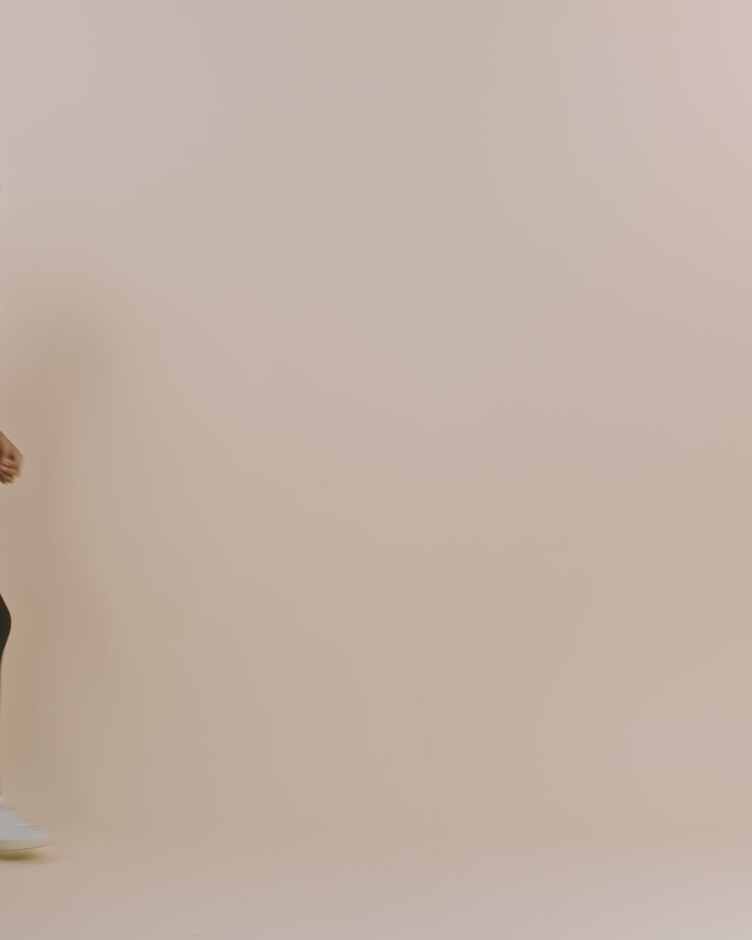 Modelshot / Black / Detail