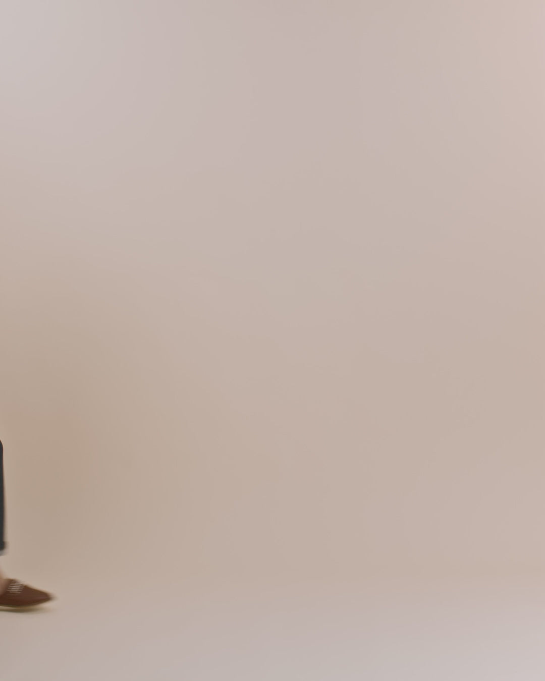 Modelshot / Dark Blue / Detail