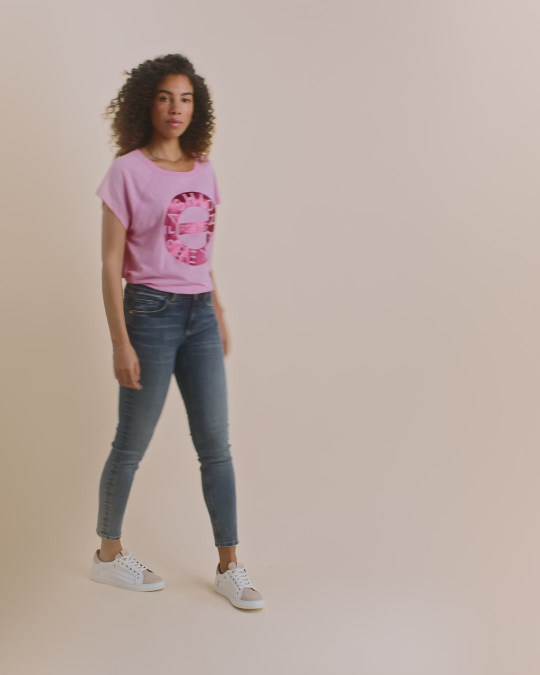 Modelshot / Begonia Pink / Detail