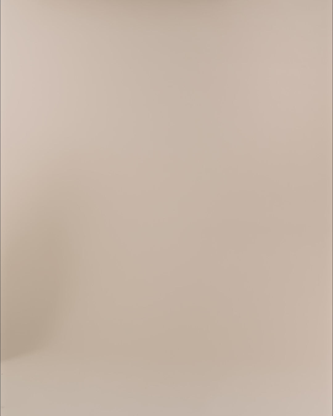 Modelshot / Roasted Cashew / Detail