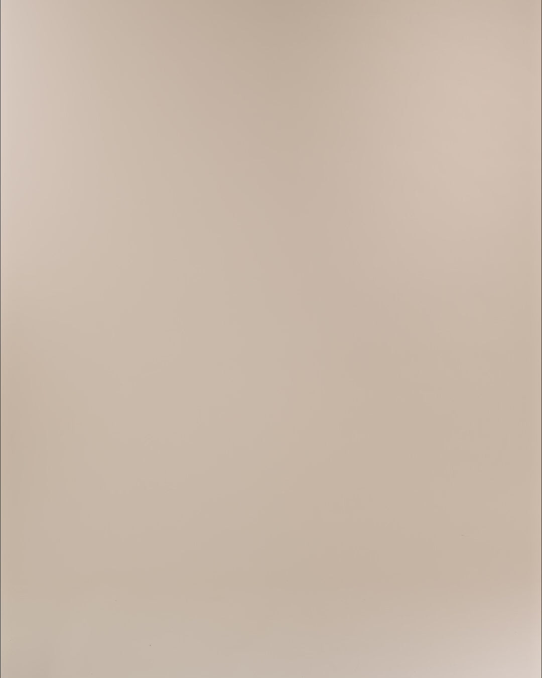 Modelshot / Black / Detail