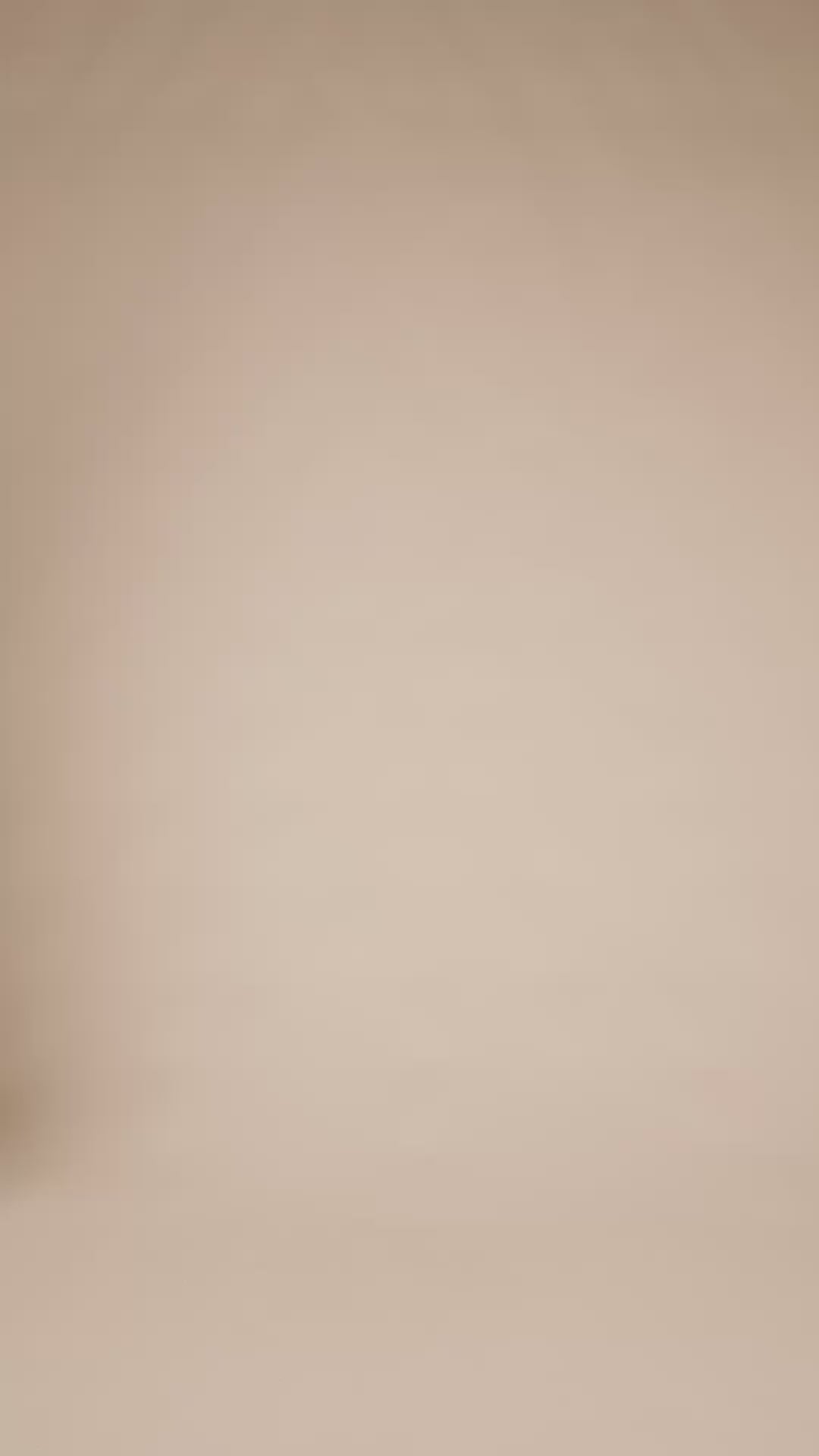 Modelshot / Pavement / Detail