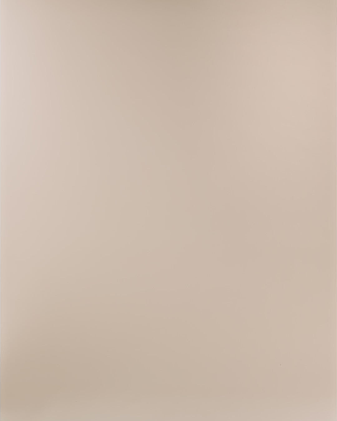 Modelshot / Black / Detail