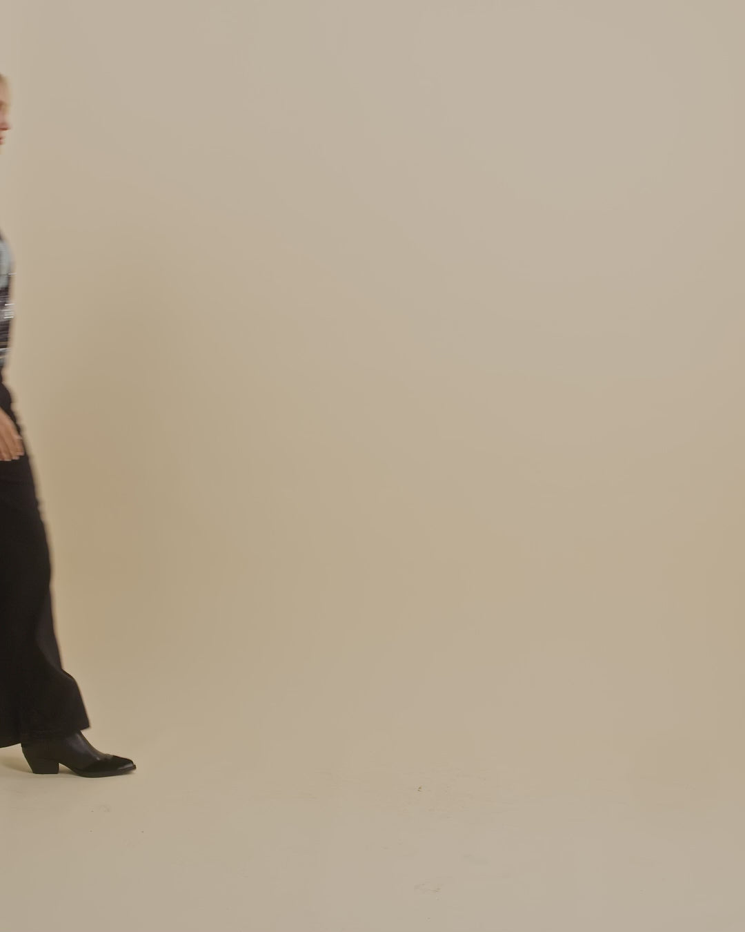 Modelshot / Black / Detail