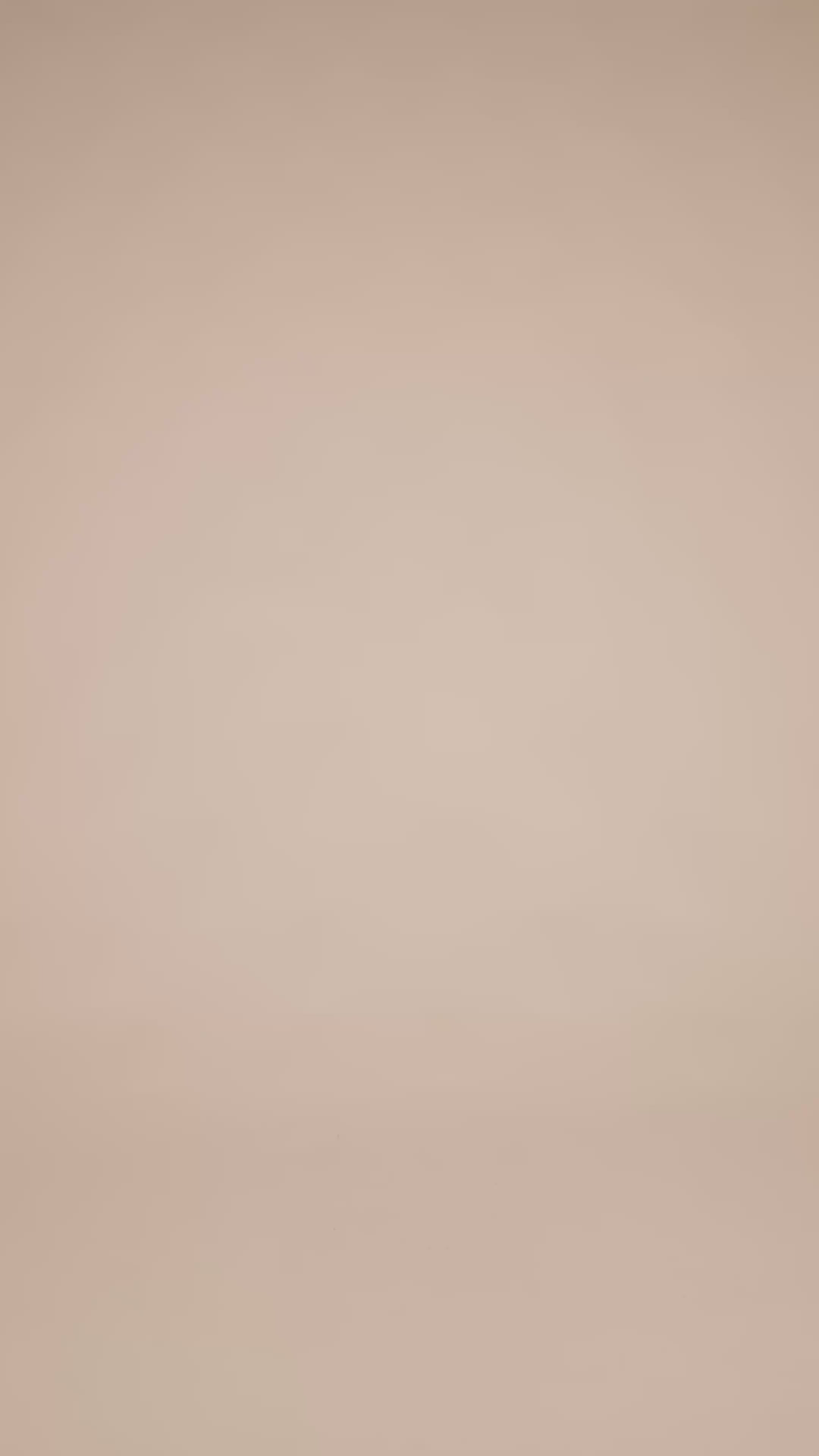 Modelshot / Quiet Gray / Detail