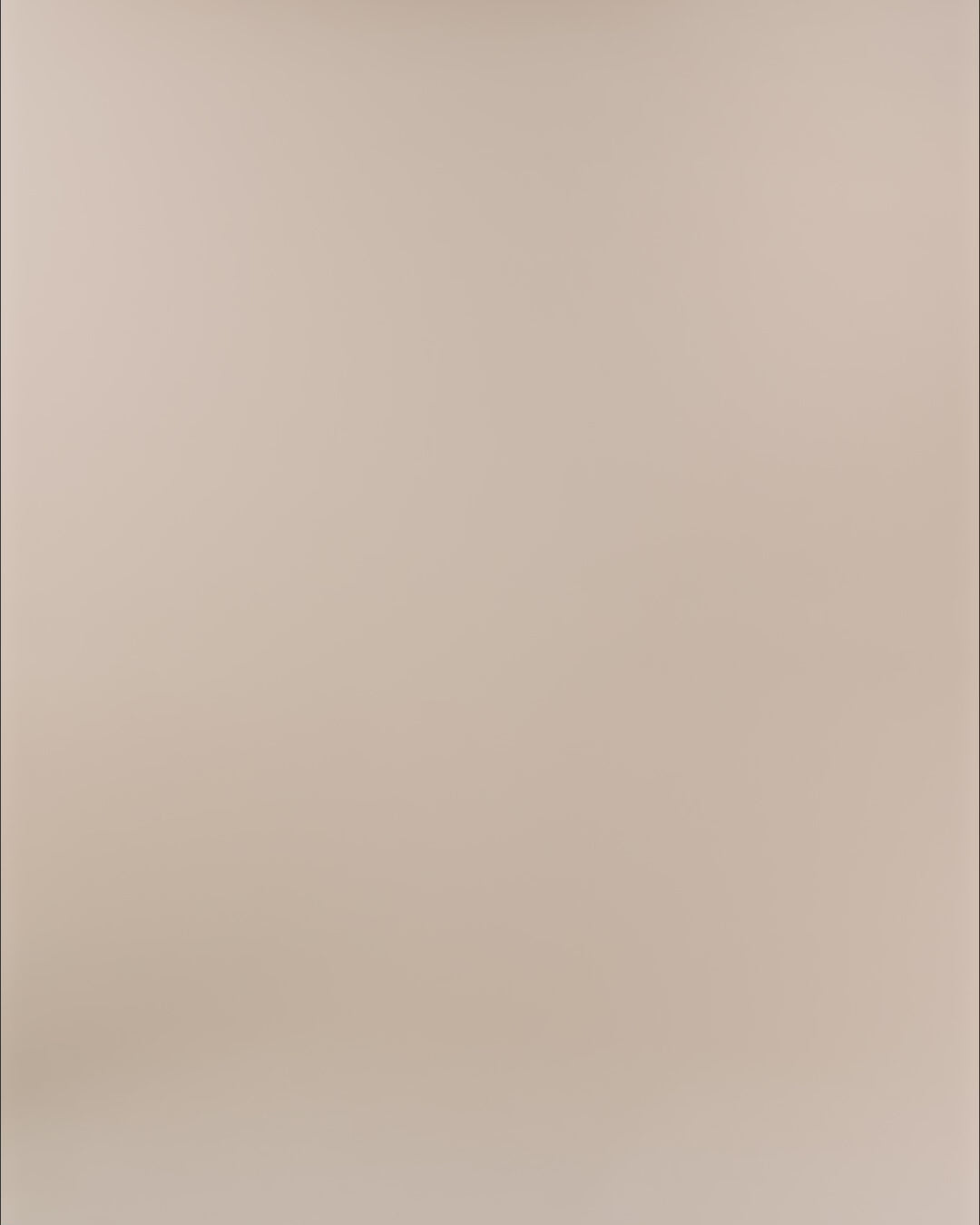 Modelshot / Black / Detail