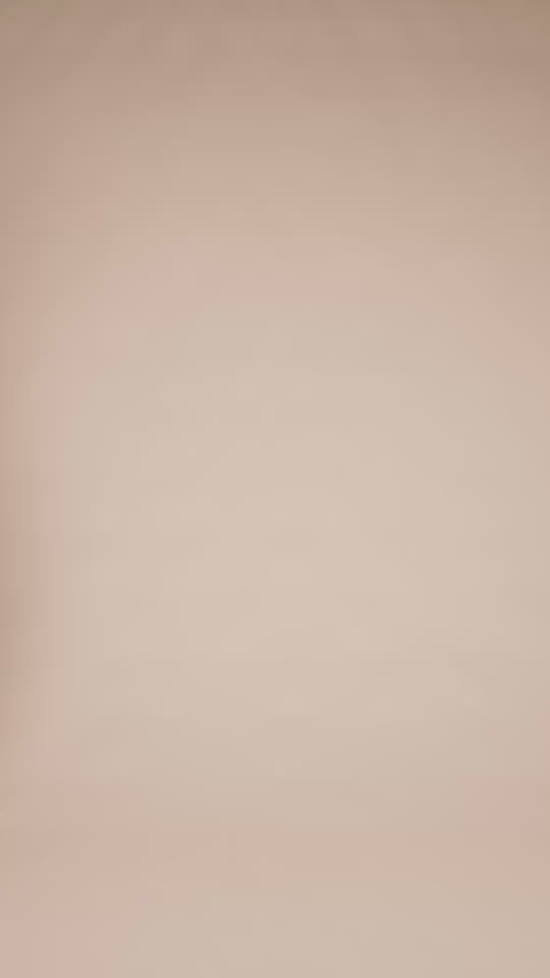 Modelshot / Burlwood / Detail