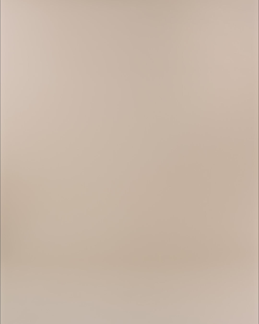 Modelshot / Black / Detail